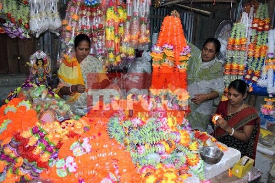 Business on peak ahead of Durga Puja 